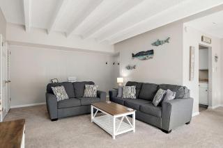 Uptown Ocean City 2BR Condo With Pool! - 3