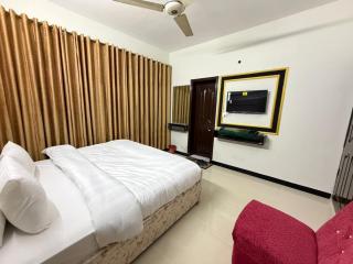 Family House G-9 - 6