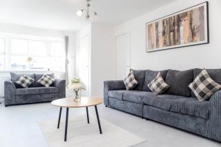 Big 4-Bed House in Haydock Ideal for Work Crews - Haydock - 4