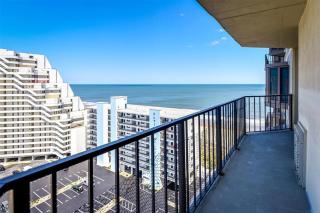 2 Bedroom 9400 Building Condo with Outdoor Pool! - 9