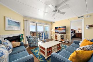 Direct Ocean Front 3 Bedroom! Stunning with Outdoor Pool! - 8