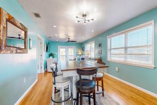 Daytona Beach Retreat - 8