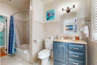 Daytona Beach Retreat - 5