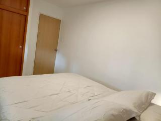 Apartamento Renovado a 5 Minutos del Centro Comercial Sambil Candelaria en Caracas - 1