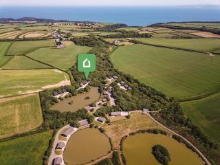 3 Bed in Higher Clovelly 00366 - 0