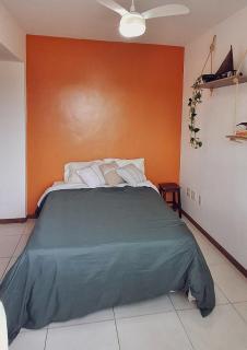 Varanda ampla e suíte a 5 min da praia - 7