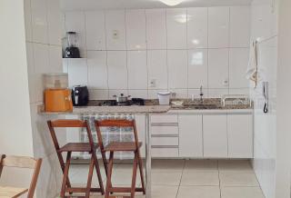 Varanda ampla e suíte a 5 min da praia - 6