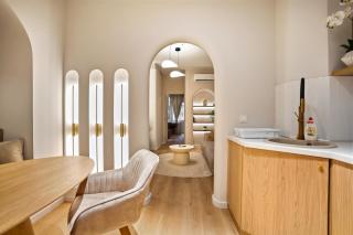 Central Designer Condo - 1