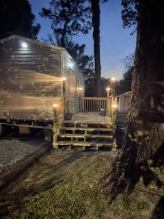 Tropical Studio Retreat with Great WiFi and EV charging - 3