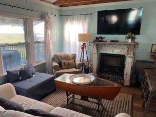 Blue Palm Beach House - HOT TUB & KING BEDS - 1