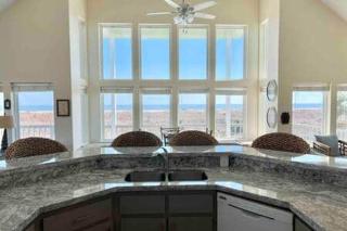 Breathtaking Beachfront Home - Matagorda - 3