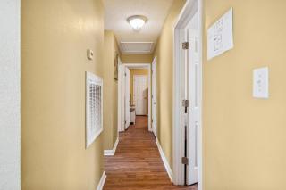 Spacious Family Stay, Large Dining,3 Cozy Bedrooms - 4