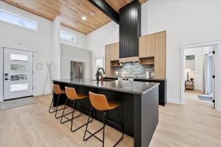 Tubside Tranquility - Tobermory Winter Retreat - 3