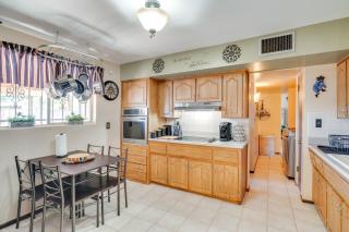 Half-Mi to Loop Access! Private Tucson Hideaway - 1