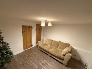 Two bedroom house in eye Suffolk with parking - 7