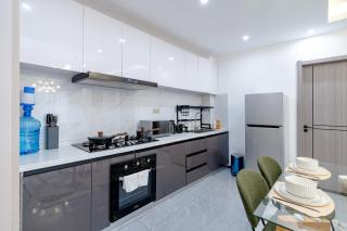 Tatiana’s Luxury Apartment - 2