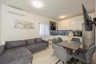 Loro House & Jacuzzi - 5