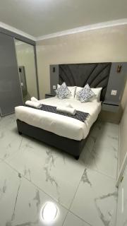 Durban Suites at Oceanic - 4