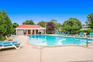 Northern Lights Condominiums - Blue Star Bliss - 9