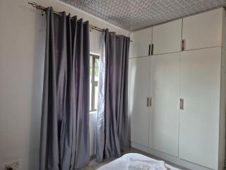 Mandy & Mos' Greenfields Cottage - 5