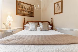 Miss Murphy's Bed and Breakfast - 2