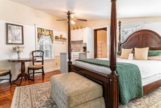 Miss Murphy's Bed and Breakfast - 9