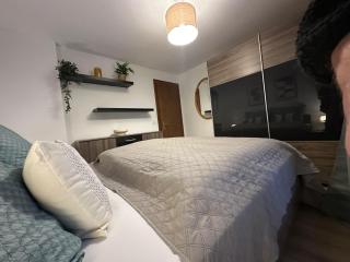 Haus Silence - Berge & Sonne im Saastal Ski Wandern Familie Haustiere - 2