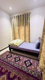 3 Bedrooms Full Furnished Home in Bahria Town Lahore Sector B - 3