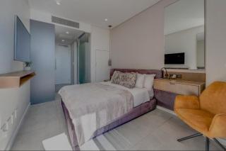 905 Illovo Central - 1