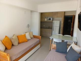 A nueve cuadras de Plaza Central con cochera - 3