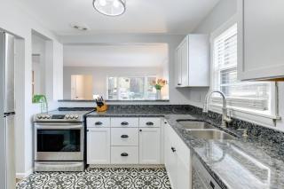 Stylish Sanctuary St. Louis Park 3 bedroom 2 bath - 8