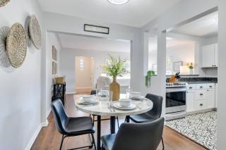 Stylish Sanctuary St. Louis Park 3 bedroom 2 bath - 2