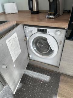 Royal Swan am Schlosspark Nymphenburg - 5