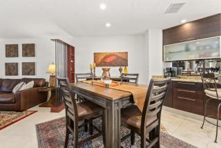 Bay Tree Club C206 - 3