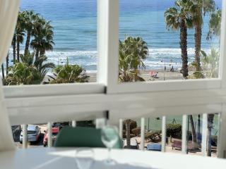 Wake up to the Oceanfront Panoramic 180º Beachview Torrox-Costa Ruselo R408 ONLY ADULTS - 0