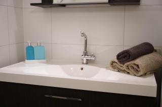 Lighthouse Beach Apartment - 8