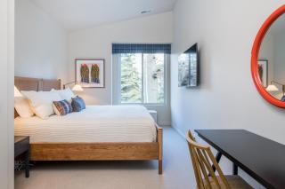 Arrowwood - 4619 - 8