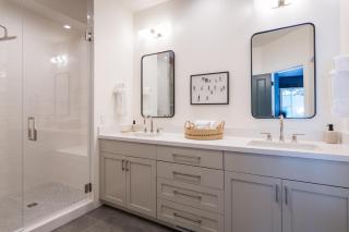 Arrowwood - 4619 - 3