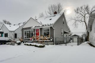 Mid-Century Family Bungalow Desirable Birmingham! - 8
