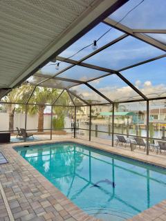 Oceanside 3BR with Private Pool & Boat Lift - 3