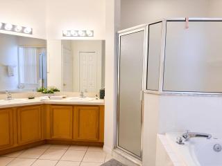 4 bedrooms pool home with game room Calabay - 1