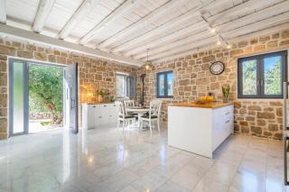 Kastro - Country Villa - 9
