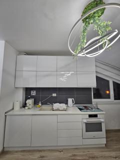 25 Cozy Palm Apartment - 5