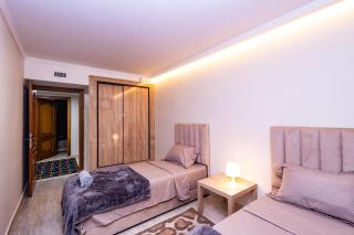 Villa avec piscine et sauna 8 chambres proche commodité et Casa Finance City - 5