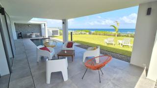 AQUAWAVES - Villa VAGUELIS 6 à 8 personnes - Front de Mer au Moule - vue Désirade & Surf - 0