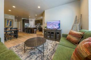 Desert Retreat by Pool and HotTub Near Sand Hollow - 9