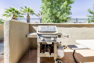 Desert Retreat by Pool and HotTub Near Sand Hollow - 3