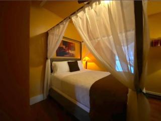 Little Chateu Cottage - 2