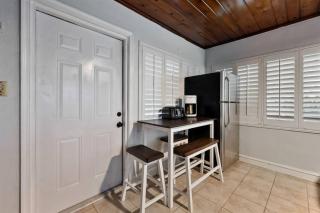 Dolphin Den Perfect Cocoa Beach Getaway - 7