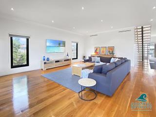 The Vista at Surf Beach - Linen Included - 1